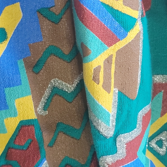 Women's long sleeve Aztec indigenous design silver tee shirt medium - Picture 6 of 10